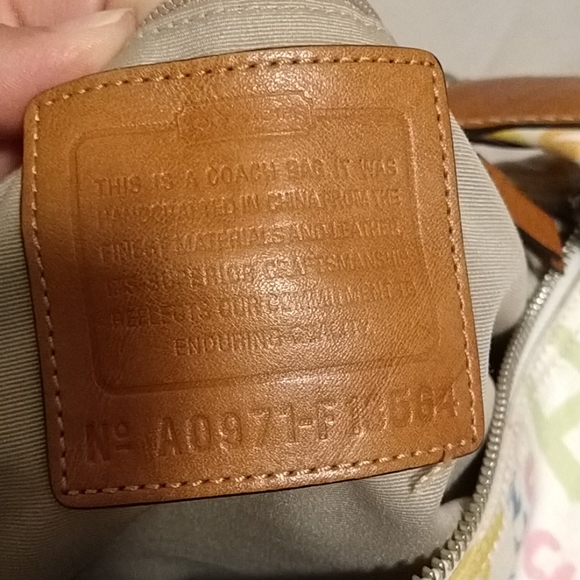 Coach signature multicolor bag - Picture 17 of 17